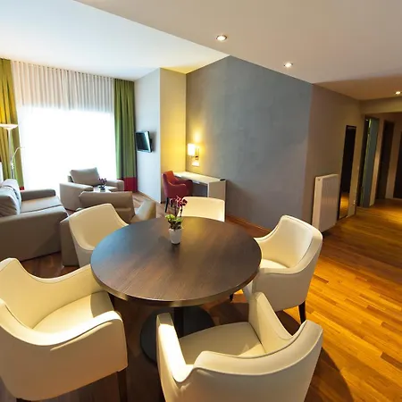 Kedi بابينبورغ