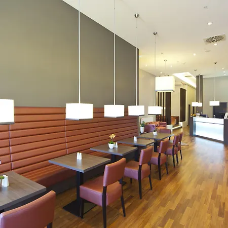 Kedi 2* بابينبورغ