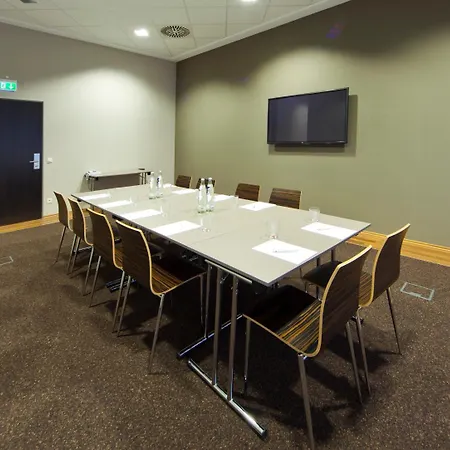 Kedi 2* بابينبورغ